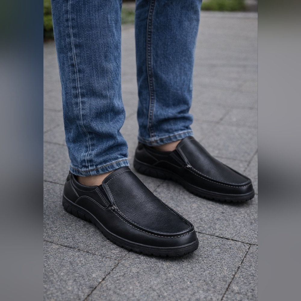 NWOB Leather Marco Frrara Men's Agent Slip-On Loafer Shoes Black, 10.5